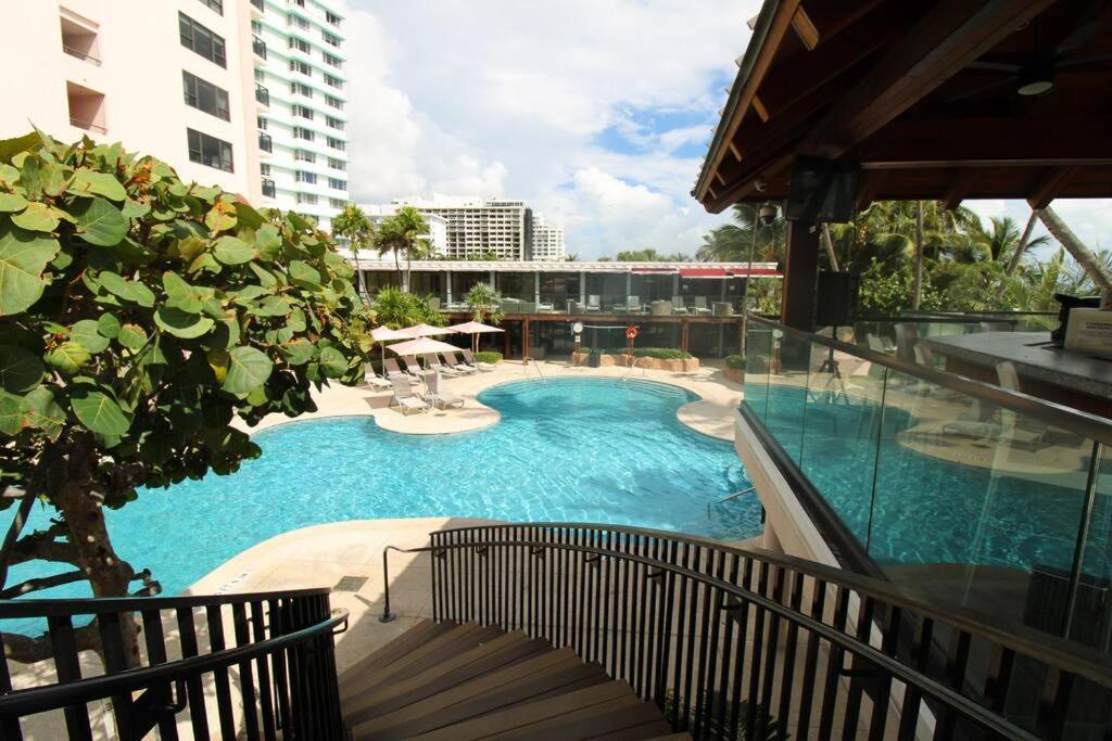 Alexander 511 Beachfront Condo With 2 Pools, Direct Beach Access, Sauna, Tikki Bar Miami Beach Exterior photo